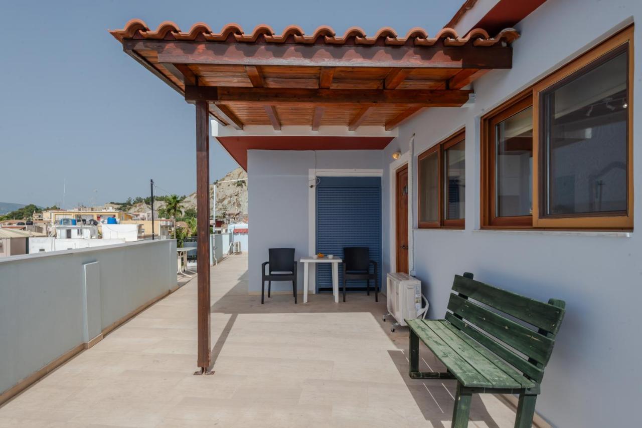 Saint Loukas Studios Città di Zante Esterno foto